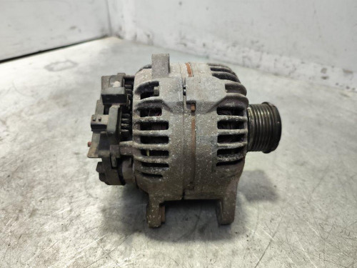 ALTERNADOR Renault KANGOO II (F/KW0) 