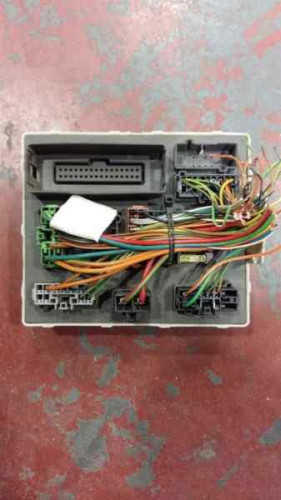 CAJA RELES / FUSIBLES Ford TRANSIT CONNECT (TC7) 