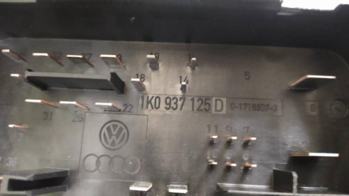 CAJA RELES / FUSIBLES VOLKSWAGEN GOLF VI (5K1)(10.2008) 