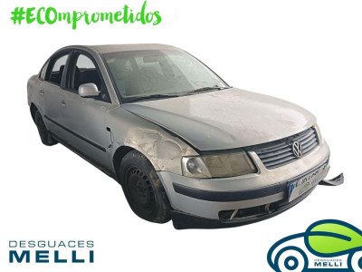 VOLKSWAGEN PASSAT BERLINA (3B2)