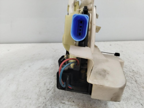 CERRADURA PUERTA DELANTERA IZQUIERDA Volkswagen POLO IV (9N3) 