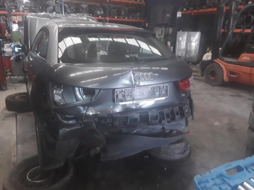  AUDI A1 (8X1) 