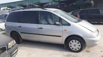 SEAT ALHAMBRA (7V8)