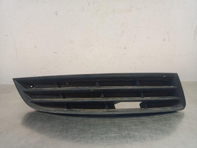 REJILLA PARAGOLPES DERECHA, VOLKSWAGEN, PASSAT VARIANT (3C5)