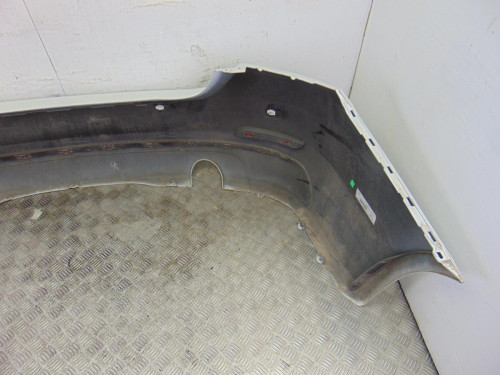  PARAGOLPES TRASERO 