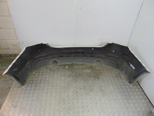  PARAGOLPES TRASERO 