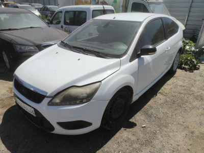 FORD FOCUS BERLINA (CB4)
