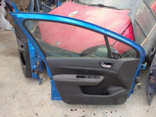 PUERTA DELANTERA IZQUIERDA Peugeot 307 (S1)(04.2001) 