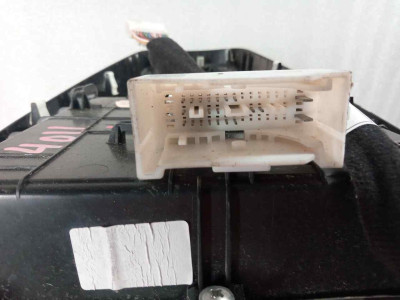 GUANECIDO CONSOLA CENTRAL, KIA, STONIC (YBCUV)