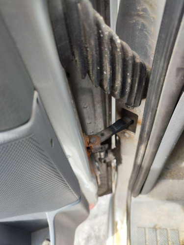 RETENEDOR PUERTA Mercedes-Benz VIANO (639) 
