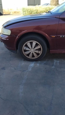 ALETA DELANTERA IZQUIERDA Opel Vectra B Berlina (1995->)