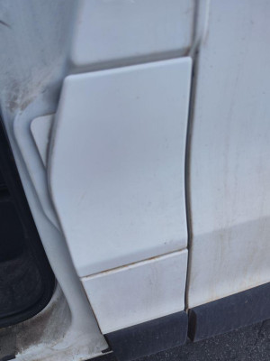 TAPA EXTERIOR COMBUSTIBLE