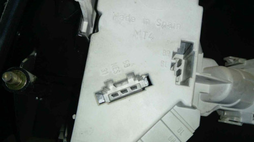 PILOTO TRASERO IZQUIERDO Volkswagen POLO III (6N1) 