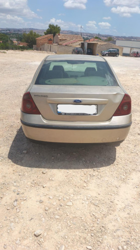 FORD MONDEO BERLINA (GE) — vehículo donante para recambios 