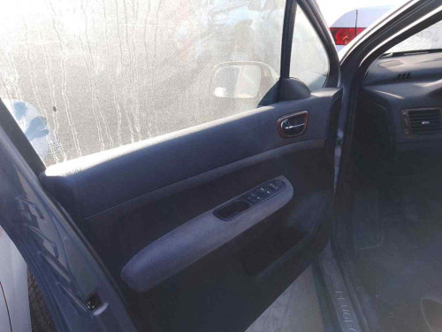 PEUGEOT 307 (S1)(04.2001) — автомобиль-донор на запчасти 