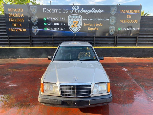  MERCEDES-BENZ CLASE 124 (BM 124) BERLINA 