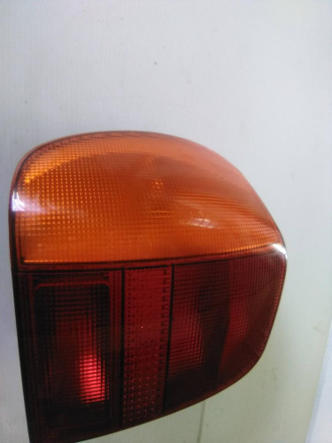  PILOTO TRASERO IZQUIERDO Volkswagen POLO III (6N1) 