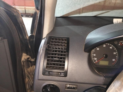 REJILLA AIREADORA VOLKSWAGEN POLO IV (9N1) 