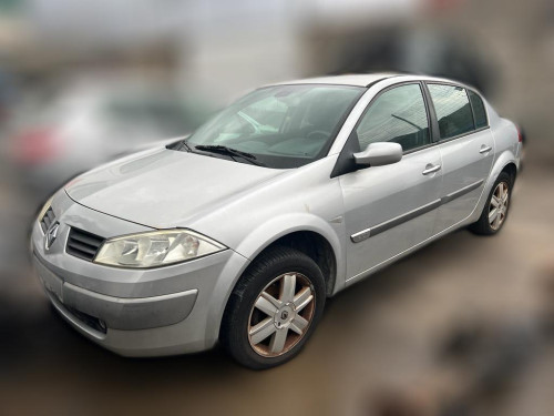  RENAULT MEGANE II CLASSIC BERLINA 