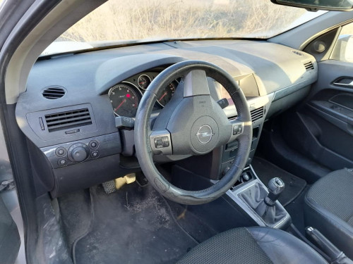 OPEL ASTRA H BERLINA — автомобиль-донор на запчасти 
