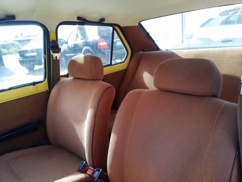  SEAT 