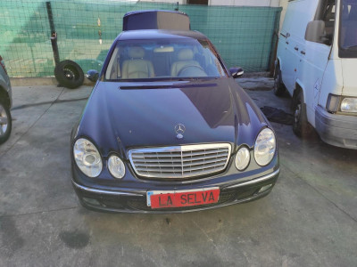 MERCEDES-BENZ CLASE E (BM 211) BERLINA