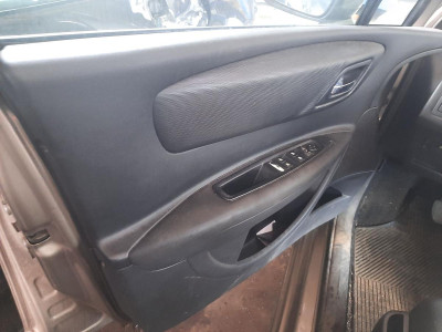 CITROEN C4 BERLINA