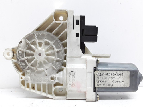 MOTOR ELEVALUNAS DELANTERO IZQUIERDO Audi A6 AVANT (4F5) 