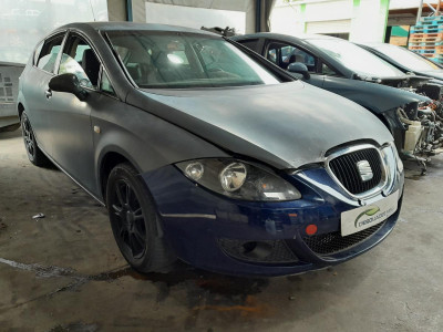 SEAT LEON (1P1)