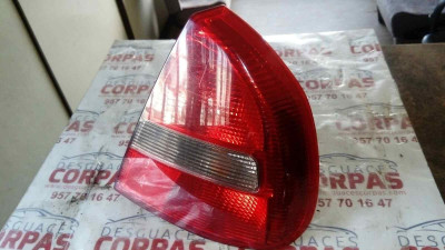PILOTO TRASERO DERECHO, Mitsubishi, CARISMA BERLINA 4 (DA0)