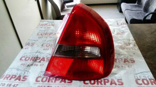 PILOTO TRASERO DERECHO Mitsubishi CARISMA BERLINA 4 (DA0) 