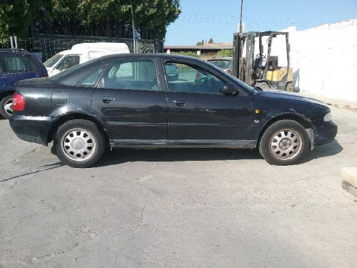  AUDI A4 BERLINA (B5) 