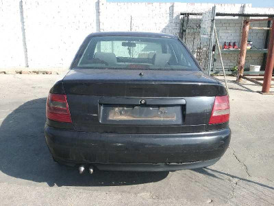 AUDI A4 BERLINA (B5)