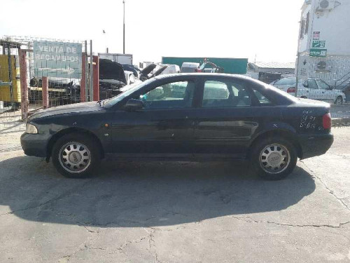  AUDI A4 BERLINA (B5) 