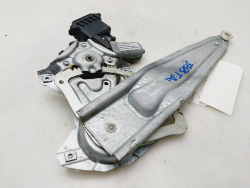 ELEVALUNAS TRASERO DERECHO Toyota VERSO (AUR2/ZGR2) 