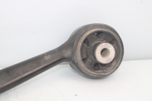 BRAZO SUSPENSION INFERIOR DELANTERO IZQUIERDO 