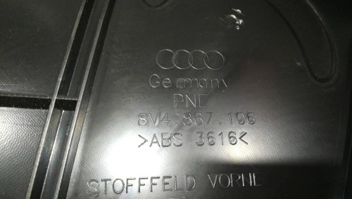 GUARNECIDO PUERTA DELANTERA DERECHA Audi A3 SPORTBACK (8VF) 
