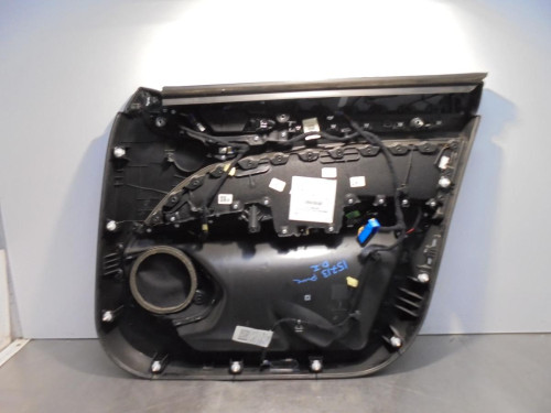 GUARNECIDO PUERTA DELANTERA IZQUIERDA Alfa Romeo STELVIO (630) 