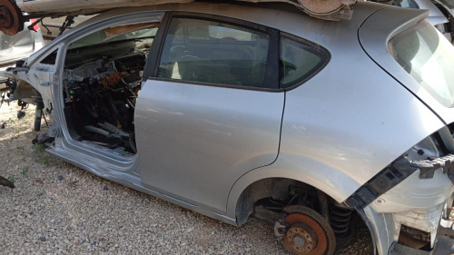 CERRADURA PUERTA DELANTERA IZQUIERDA Seat LEON (1P1) 