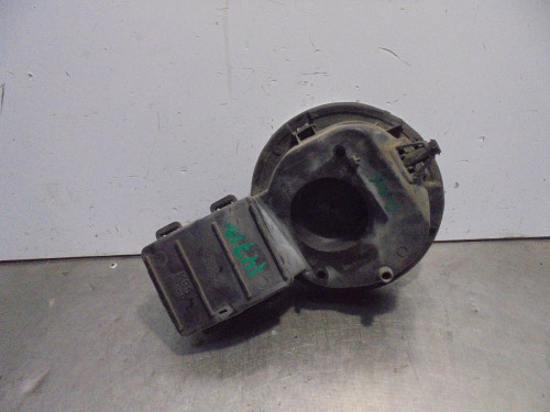 TAPA EXTERIOR COMBUSTIBLE RENAULT MEGANE III SPORT TOURER 