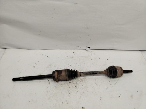 TRANSMISION DELANTERA DERECHA Nissan ALMERA TINO (V10M) 