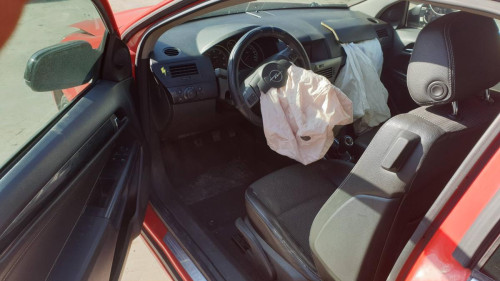  OPEL ASTRA H GTC 