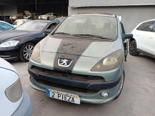 PEUGEOT 1007 — vehículo donante para recambios 
