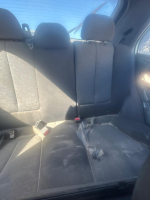 ASIENTO TRASERO MEDIO