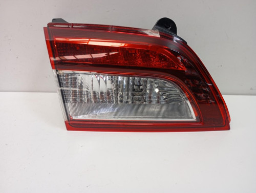 PILOTO TRASERO IZQUIERDO INTERIOR SUBARU OUTBACK (B15) 