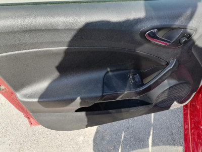 SEAT IBIZA BERLINA (6J5)