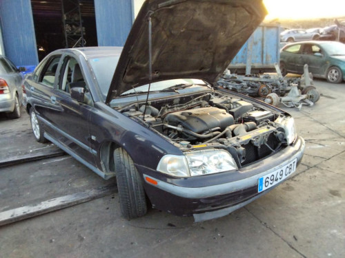  VOLVO S40 BERLINA 