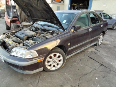VOLVO S40 BERLINA