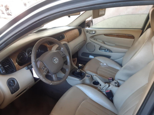 JAGUAR X-TYPE — автомобиль-донор на запчасти 