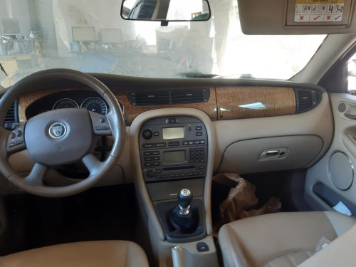 JAGUAR X-TYPE — автомобиль-донор на запчасти 